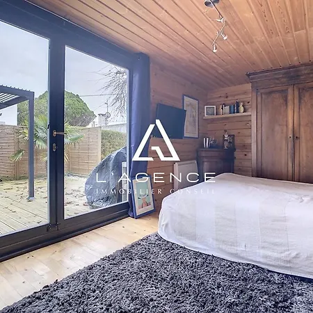 Maison 3 Avec Terrasse, Animaux Admis, Parking - Fr-1-236-132