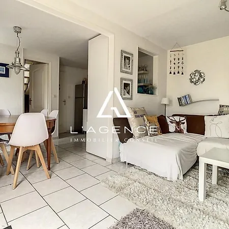 Maison 3 Avec Terrasse, Animaux Admis, Parking - Fr-1-236-132